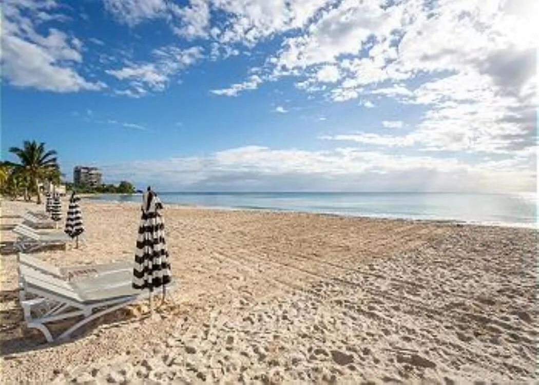 Condo Beach Front 2Br 3Bath Family Big Pool Jacuzzi Tenis Gym Spa Playa del Carmen Mexiko