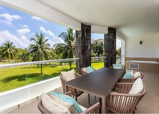 Apartmán Condo Beach Front 2Br 3Bath Family Big Pool Jacuzzi Tenis Gym Spa Playa del Carmen Mexiko