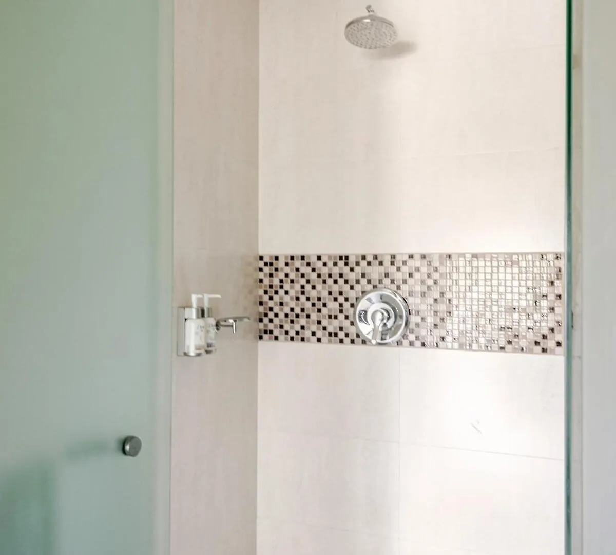 Condo Beach Front 2Br 3Bath Family Big Pool Jacuzzi Tenis Gym Spa Playa del Carmen Mexiko
