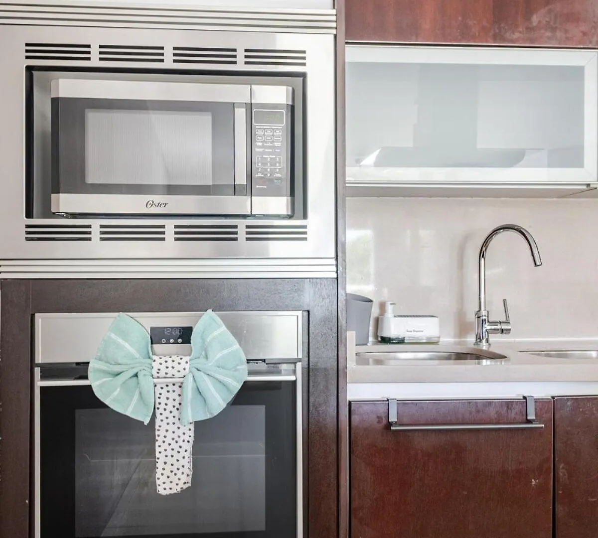Condo Beach Front 2Br 3Bath Family Big Pool Jacuzzi Tenis Gym Spa Playa del Carmen 0*,  Mexiko
