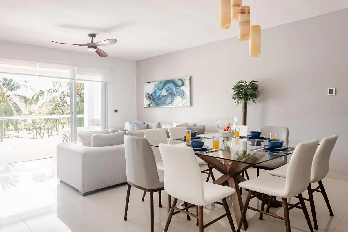 Condo Beach Front 2Br 3Bath Family Big Pool Jacuzzi Tenis Gym Spa Playa del Carmen Apartmán