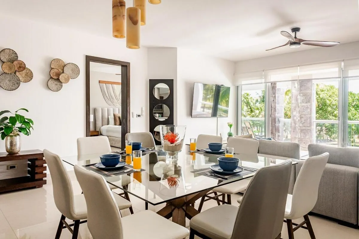 Condo Beach Front 2Br 3Bath Family Big Pool Jacuzzi Tenis Gym Spa Playa del Carmen Mexiko